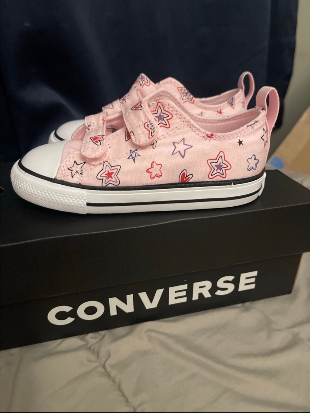 Converse Kids Pink Star Print Velcro Low-Top Sneakers